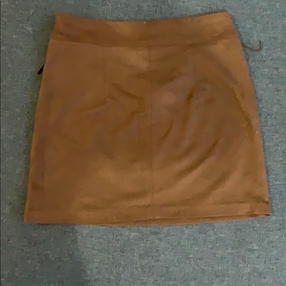 Soft brown mini skirt Size 3 - Picture 3 of 4